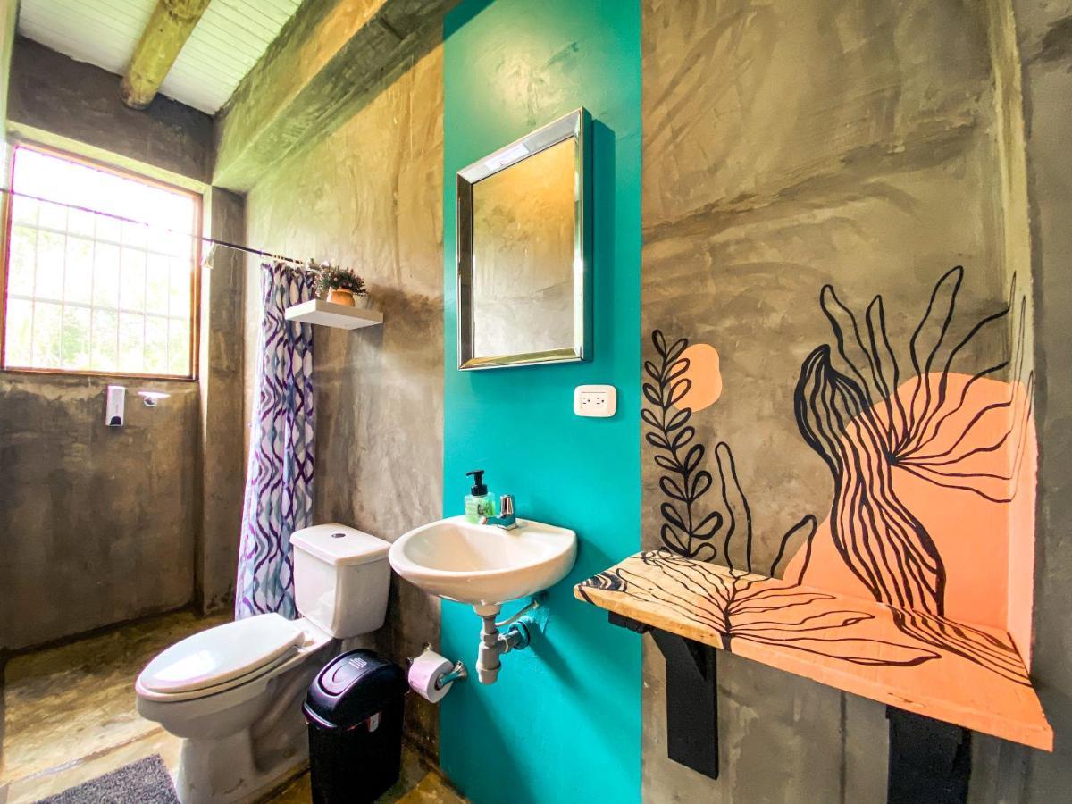 Freesoul Hostel Паломино Экстерьер фото
