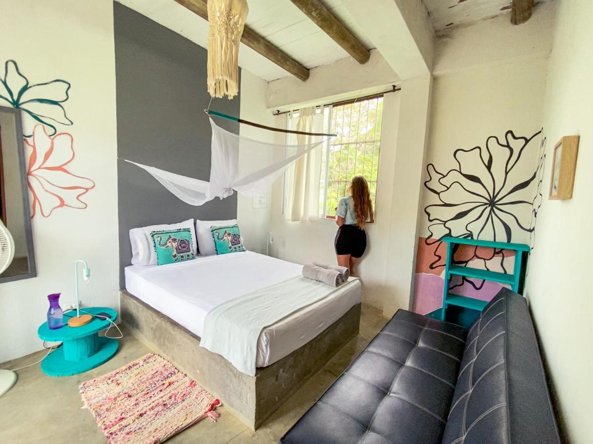 Freesoul Hostel Паломино Экстерьер фото
